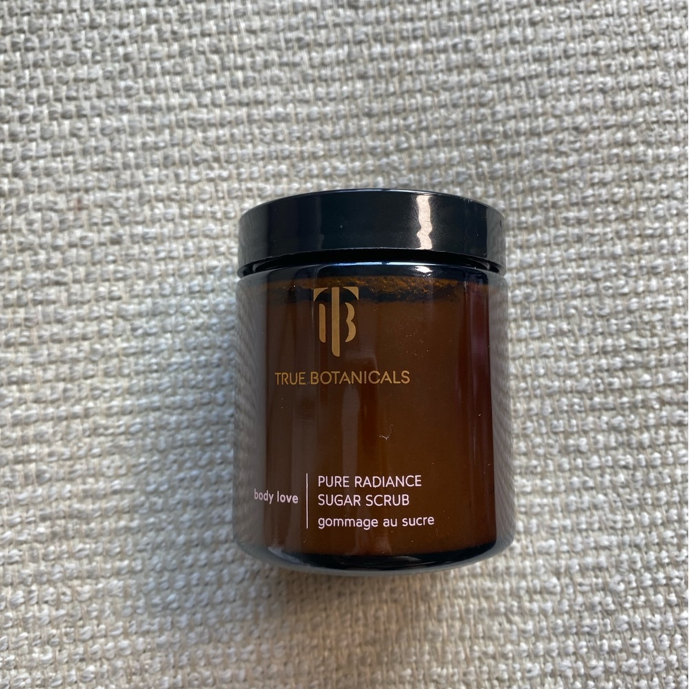 true botanicals pure radiance sugar scrub